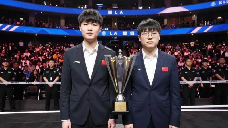 LOL全球总决赛参赛队伍是怎么选出来的?各赛区晋级规则与名额分配详解